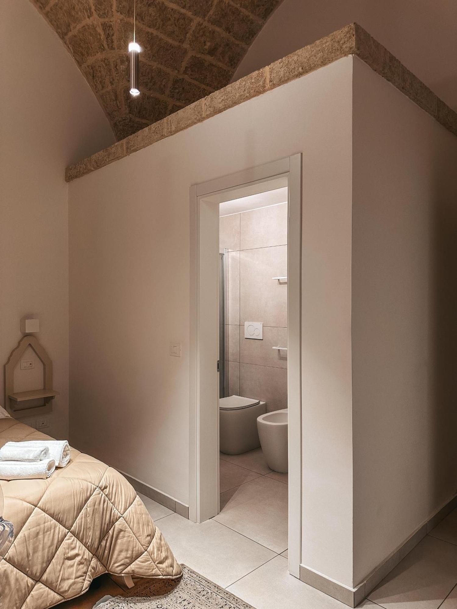 Palazzo Alma Luxury Rooms Casarano Exterior photo