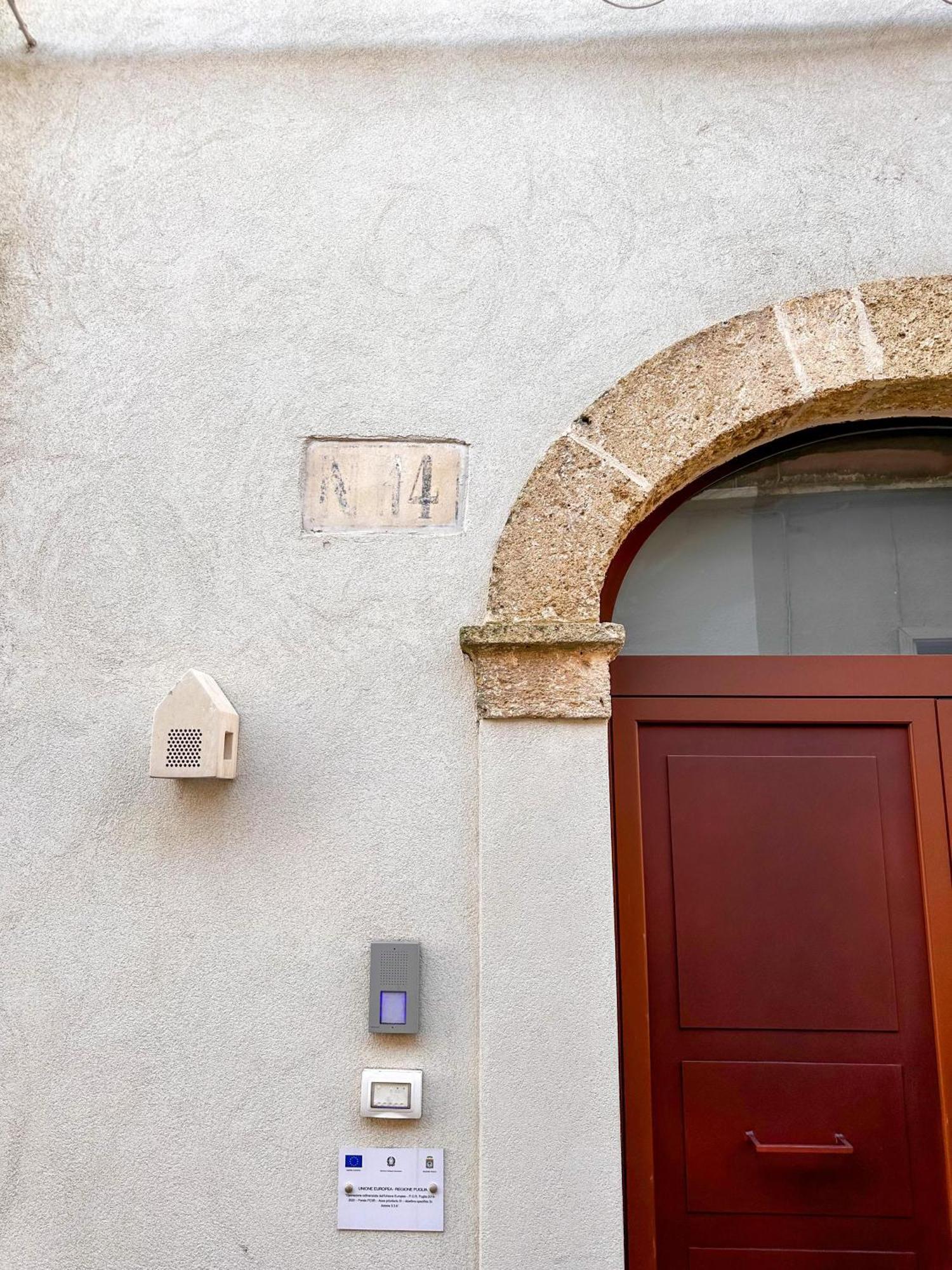 Palazzo Alma Luxury Rooms Casarano Exterior photo